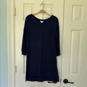 Carlson size small, Navy Blue 3/4 Sleeve Tunic Top
